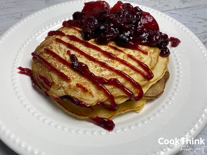 Delicious pancakes topped with berries