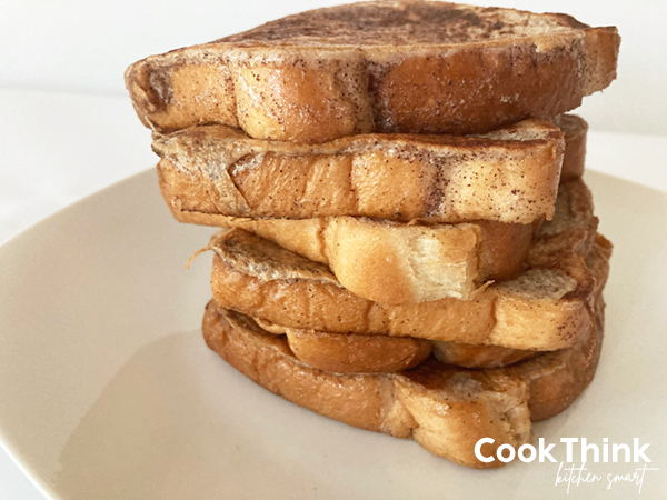Anabolic French Toast. Photo by CookThink.