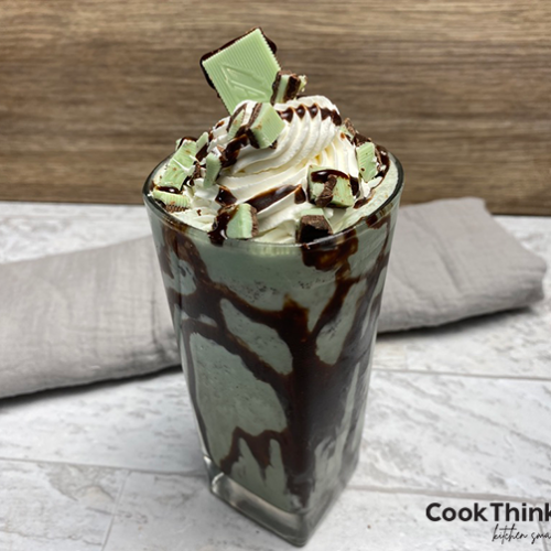 Arby's Mint Chocolate Swirl Shake cover photo
