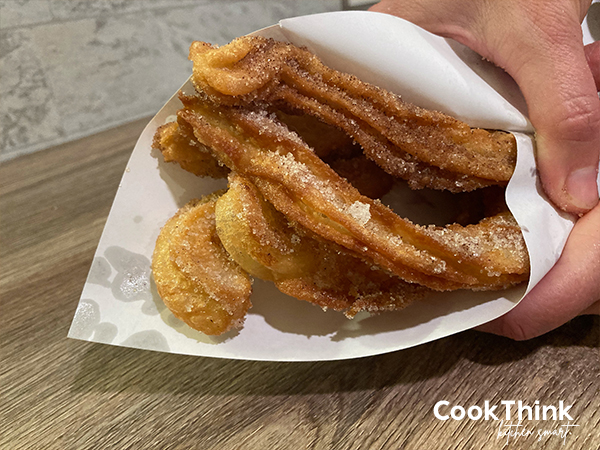 Cinnamon Toast Crunch Churros. Photo by CookThink.